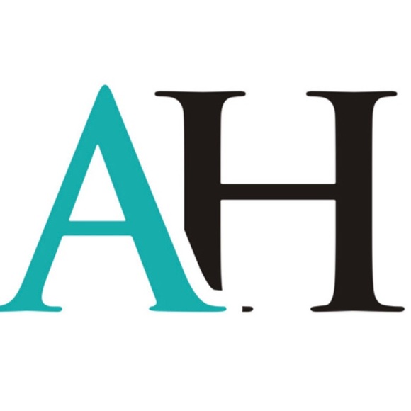 Meet your Posher, Annie - Picture 1 of 1